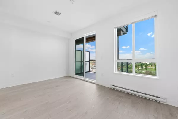 Tsawwassen, BC V4M 0G4,2499 Rabbit DR #311