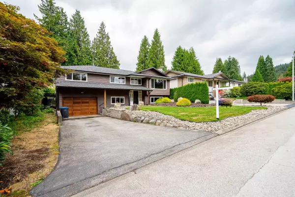 Port Moody, BC V3H 1J1,565 Foress DR