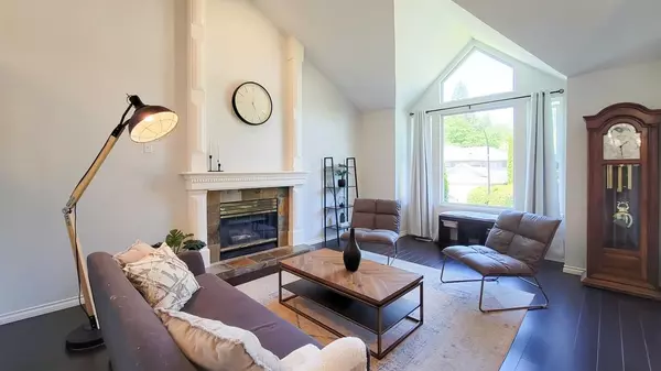 Maple Ridge, BC V2X 0S7,22960 126 AVE