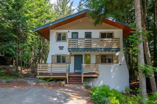 3121 Hawthorne PL,  Whistler,  BC V8E 0B8