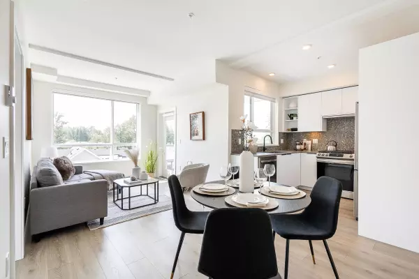 Langley, BC V2Y 3X1,7920 206 ST #417