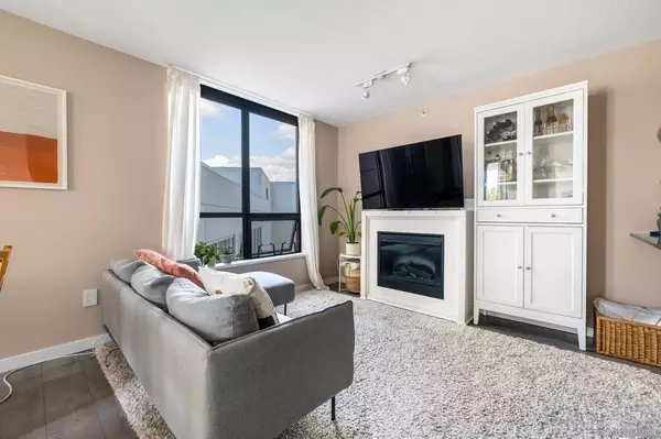 Coquitlam, BC V3B 0B2,2979 Glen DR #509