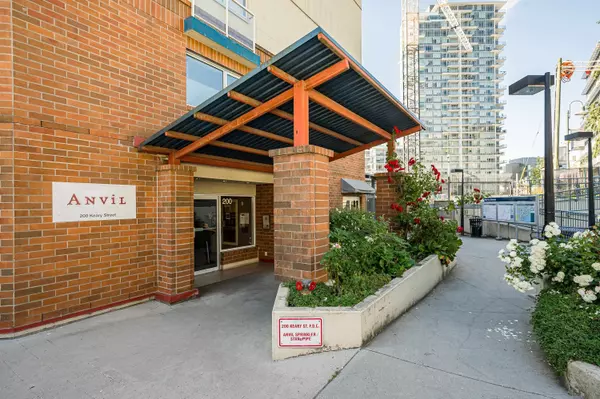 New Westminster, BC V3L 0A6,200 Keary ST #808