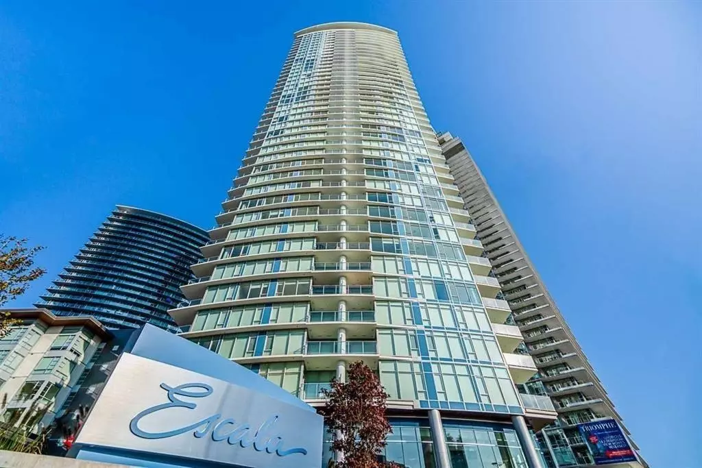 Burnaby, BC V5C 0L5,1788 Gilmore AVE #4101