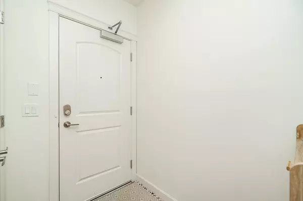 Langley, BC V2Y 3P8,20376 86 AVE #513