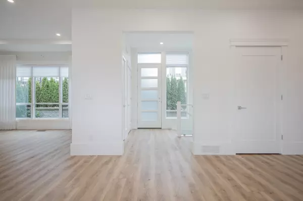 Abbotsford, BC V3G 1G3,35870 Timberlane DR