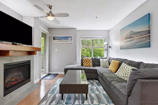 New Westminster, BC V3L 5W4,675 Park CRES #205