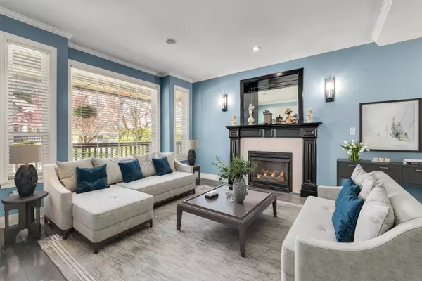 Surrey, BC V4P 3E6,2958 147a ST