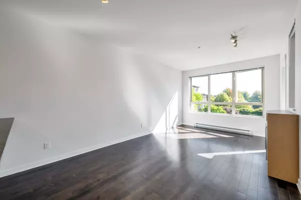 Surrey, BC V3Z 5K3,15918 26 AVE #330