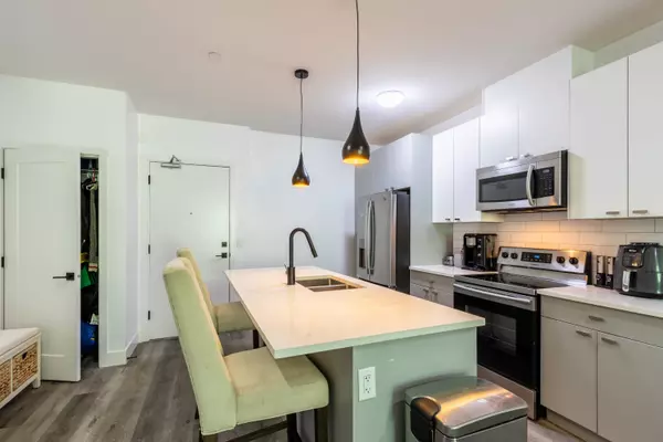 Maple Ridge, BC V2X 4K8,12320 222 ST #110