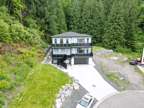 Chilliwack, BC V4Z 0C7,8596 Forest Gate DR