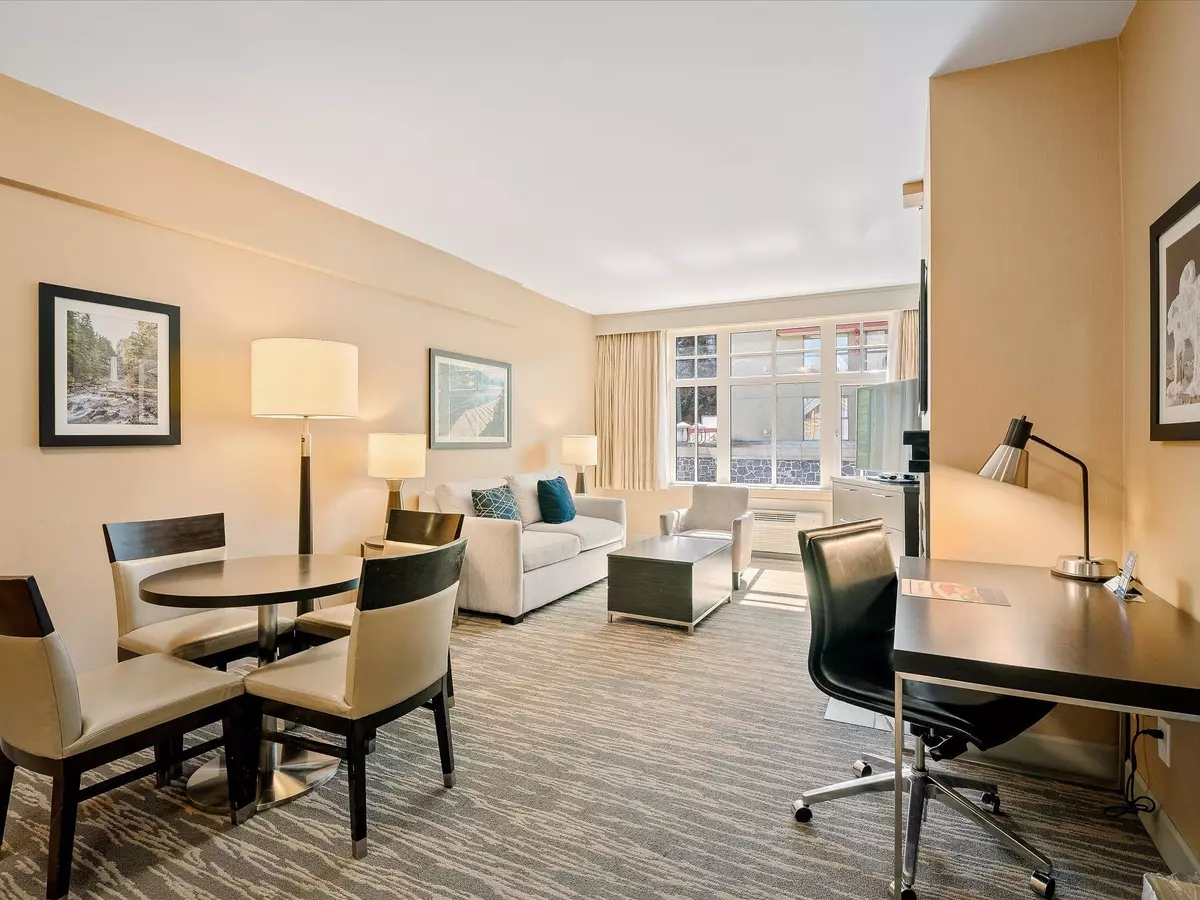 Whistler, BC V8E 1H9,4050 Whistler WAY #562