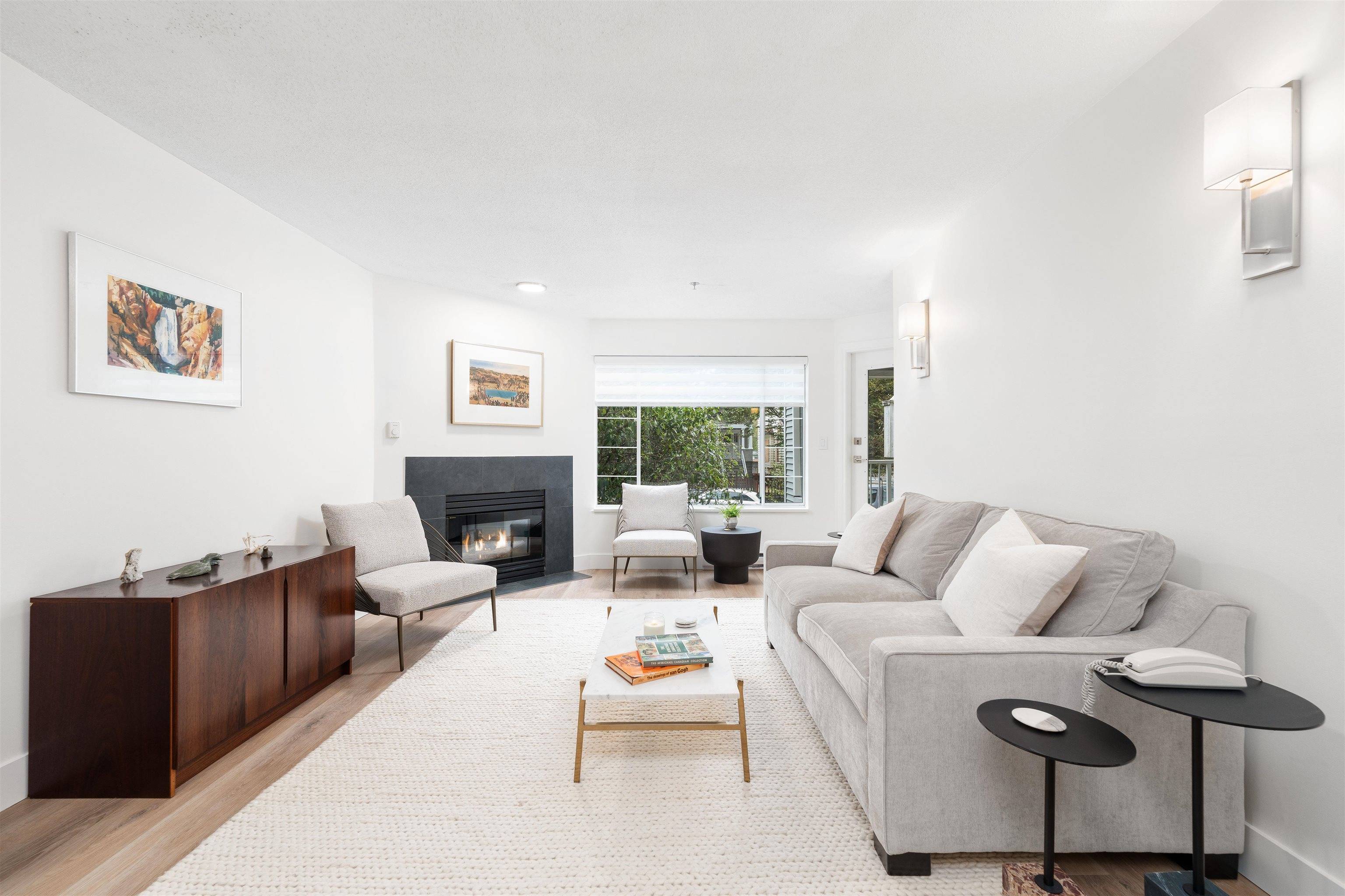 1433 E 1st AVE #203,  Vancouver,  BC V5N 1A4