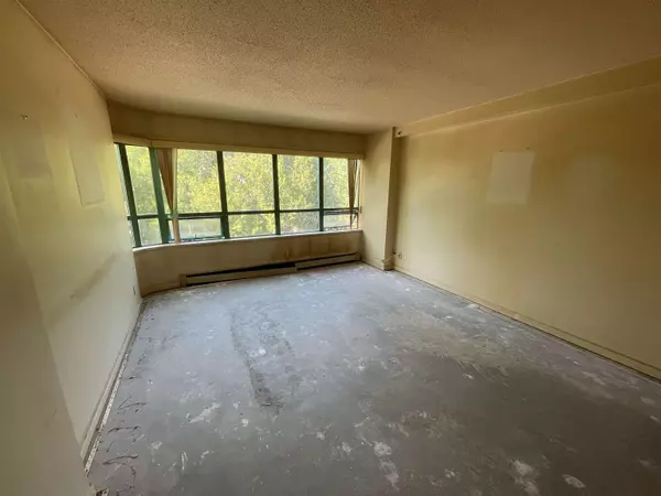 Vancouver, BC V6H 1C1,1438 W 7th AVE #304