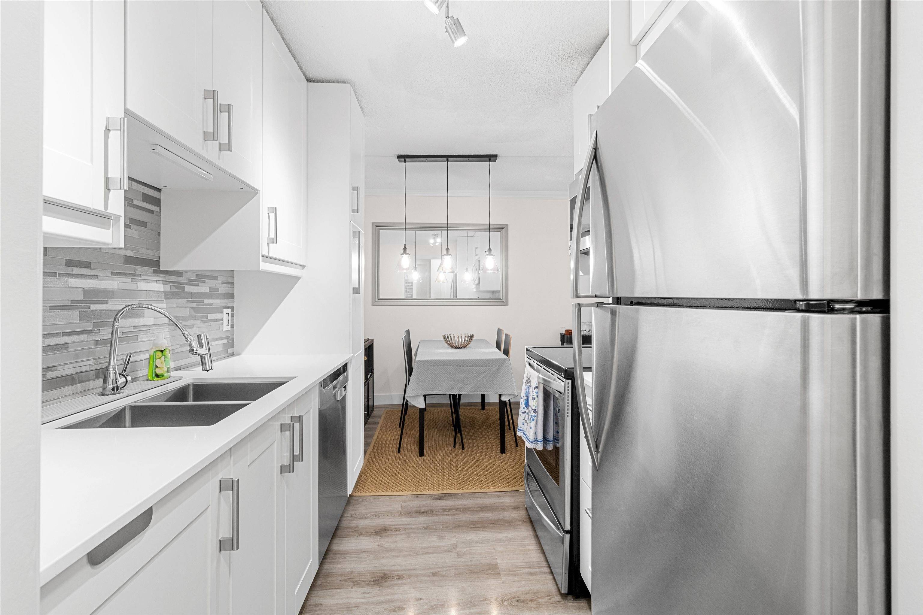 Burnaby, BC V5B 3T1,371 Ellesmere AVE #515