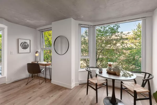 Vancouver, BC V5Z 4P1,500 W 10th AVE #303