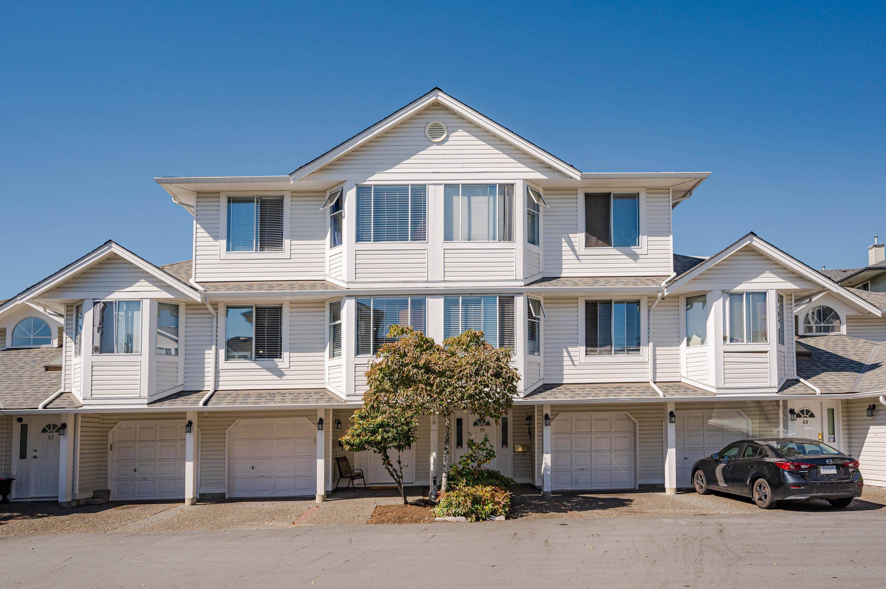 Surrey, BC V3W 4T4,7955 122 ST #58