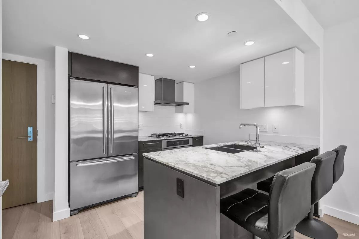 Vancouver, BC V6A 0C5,1618 Quebec ST #909