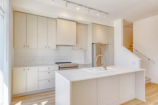 Coquitlam, BC V3E 0T3,1331 Olmsted ST #151