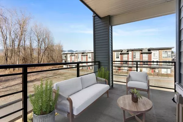 Chilliwack, BC V2P 0J8,45562 Airport RD #313