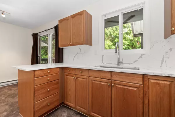 Chilliwack, BC V2P 6V4,45517 Mcintosh DR