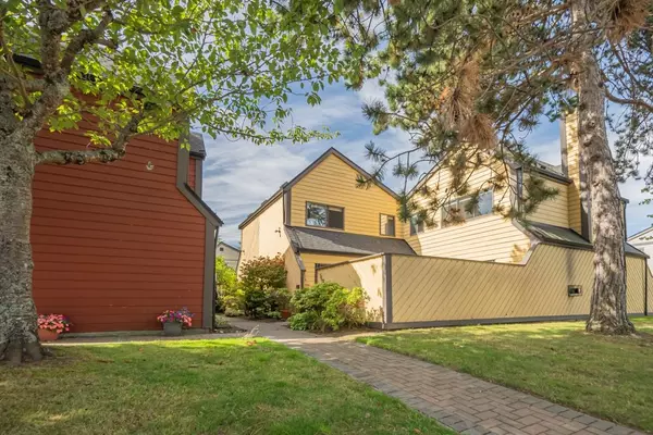 Delta, BC V4M 3T9,5421 10 AVE #118