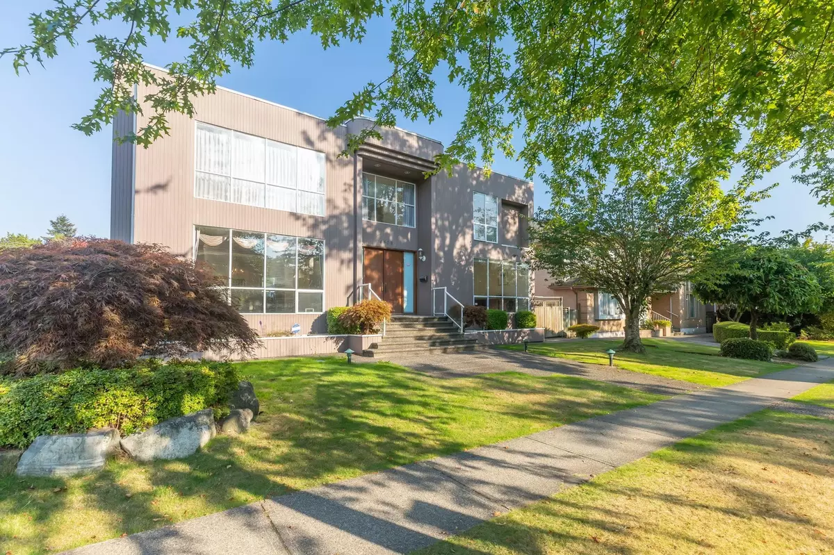 Vancouver, BC V6P 5J5,6808 Angus DR