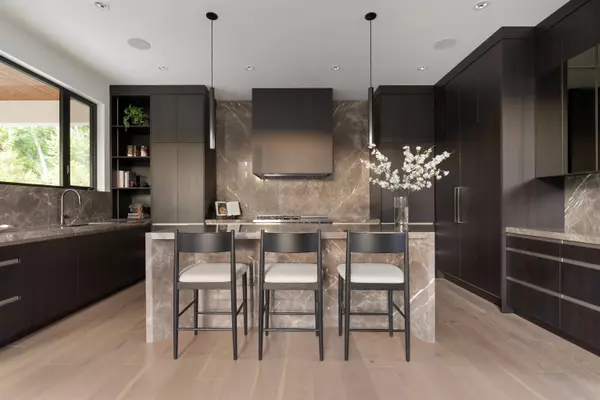 Port Moody, BC V3H 0J4,3117 Chestnut CRES