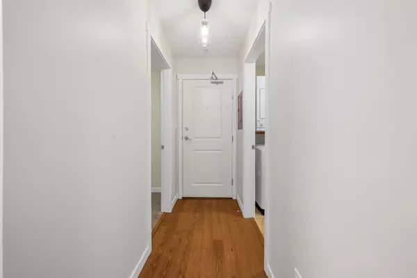 Port Coquitlam, BC V3C 1Y7,2373 Atkins AVE #305