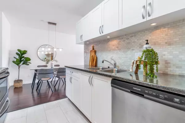 Coquitlam, BC V3B 6K2,1200 Pacific ST #417