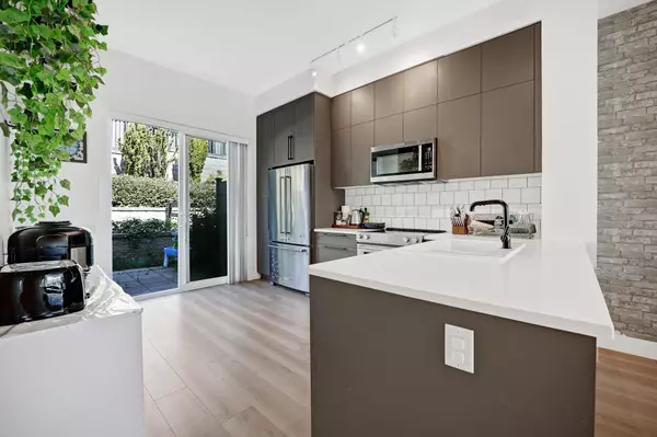 3552 Victoria DR #62,  Coquitlam,  BC V3E 0N7