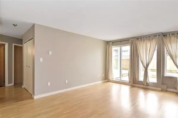 Surrey, BC V6A 6Y6,1850 E Southmere CRES #122