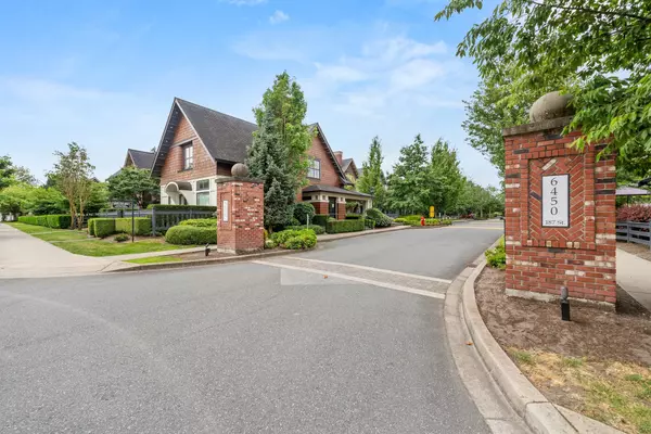 Surrey, BC V3S 2X4,6450 187 ST #19