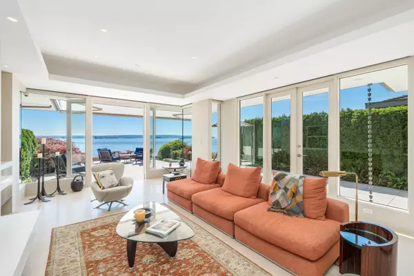 West Vancouver, BC V7V 1E2,2446 Bellevue AVE