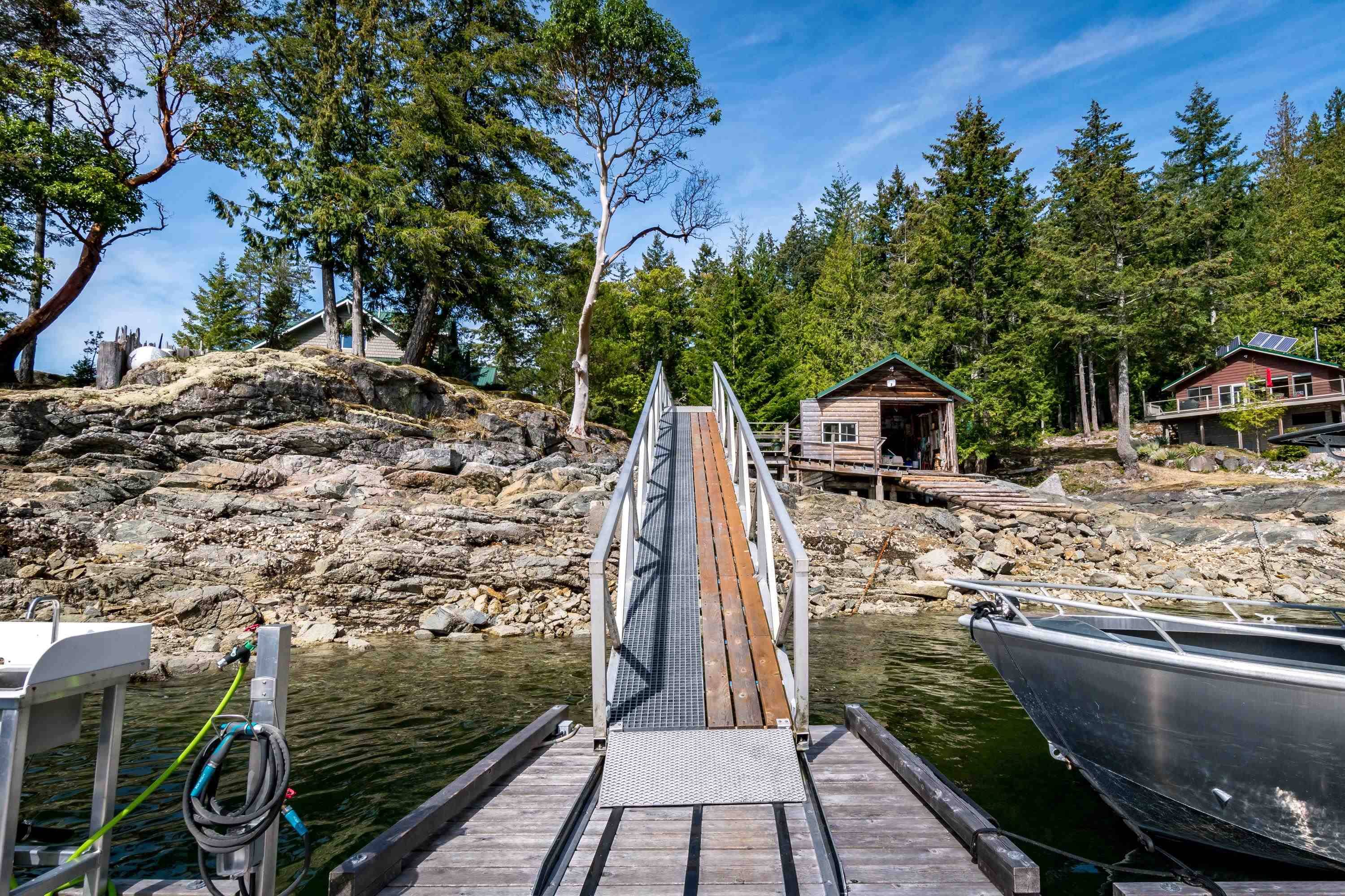 Nelson Island, BC V0N 0V0,DL6129 Nelson IS