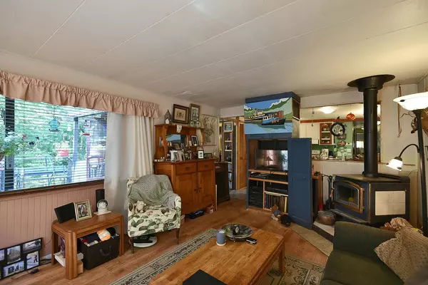 Madeira Park, BC V0N 2H1,13246 Sunshine Coast HWY