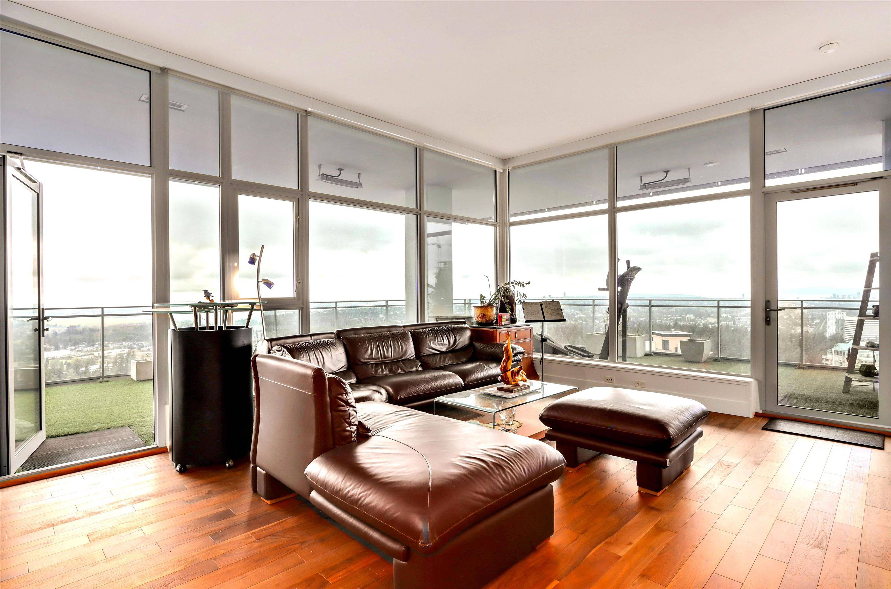 Burnaby, BC V5H 0G2,4360 Beresford ST #3903