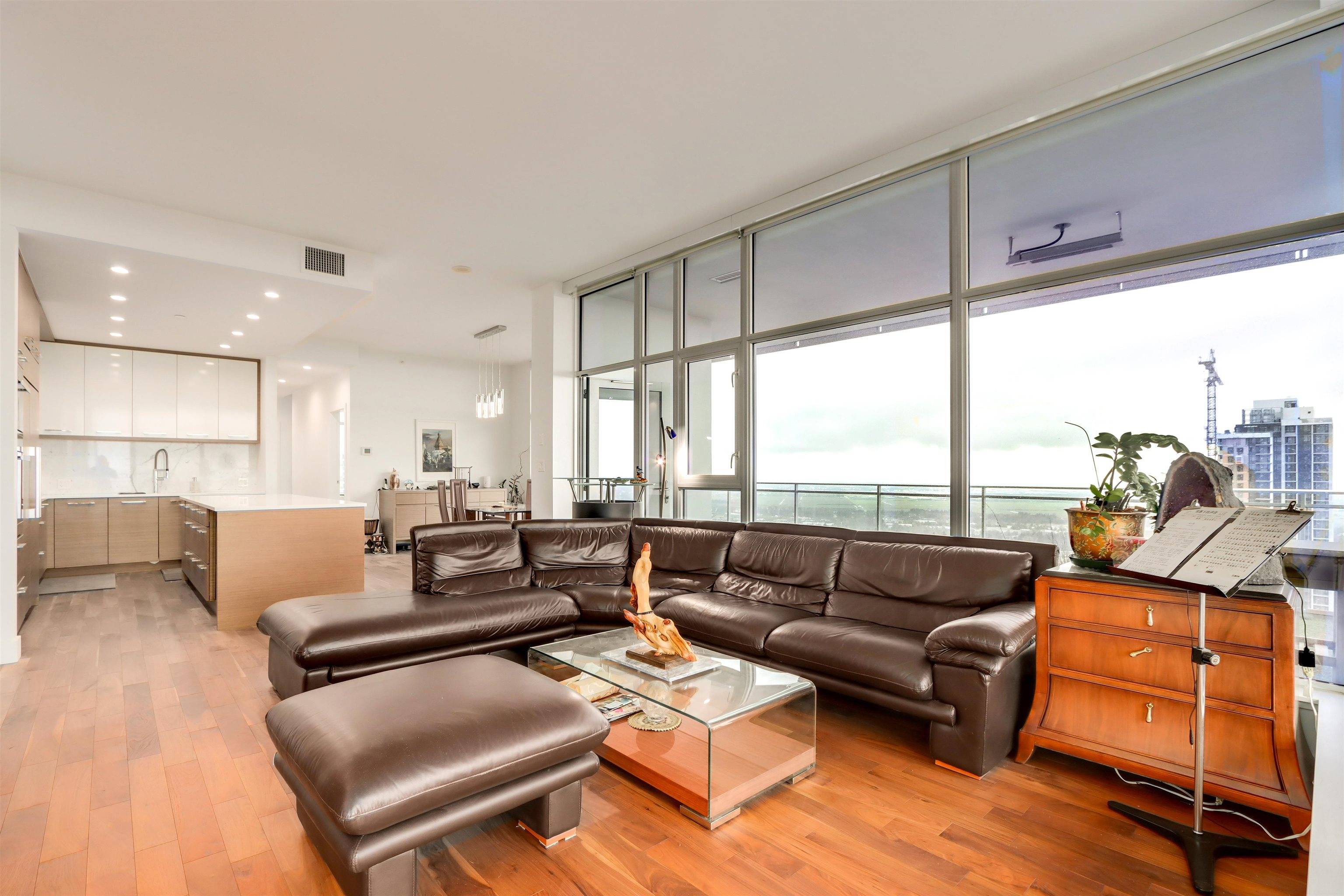 Burnaby, BC V5H 0G2,4360 Beresford ST #3903
