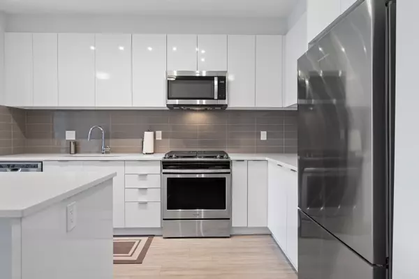 Langley, BC V2Y 4J5,8150 207 ST #C309