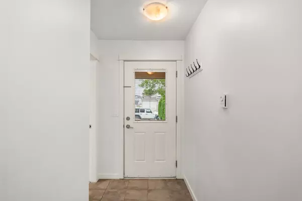 Surrey, BC V4N 0B4,7088 191 ST #65