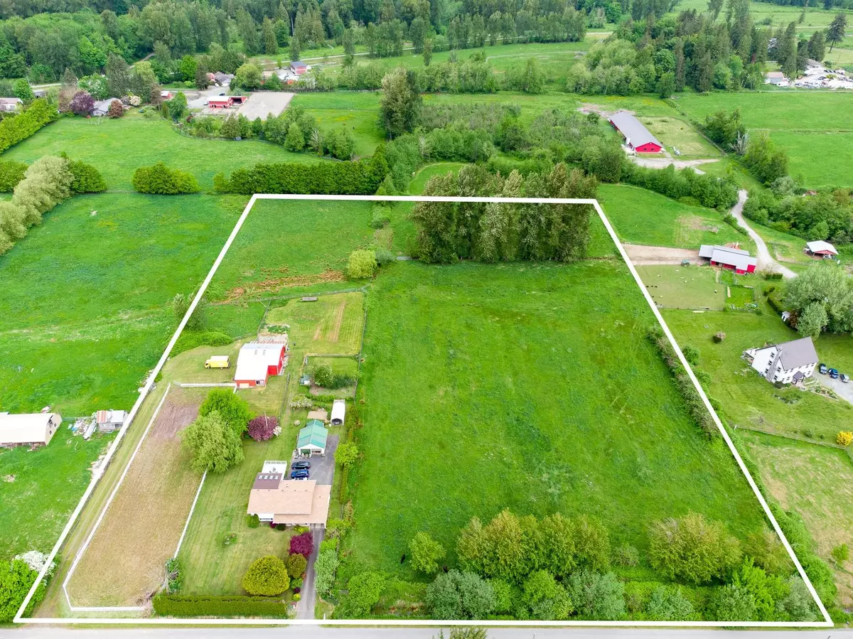 Yarrow, BC V2R 4R4,43275 Lumsden RD