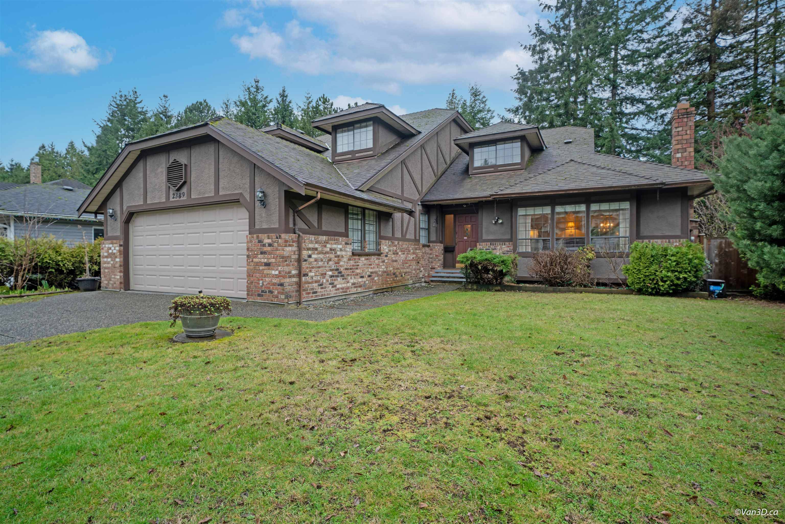 Surrey, BC V4A 8B1,2389 150b ST