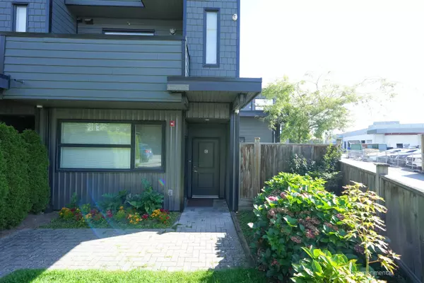 Burnaby, BC V5H 3T3,6688 Dufferin AVE #C