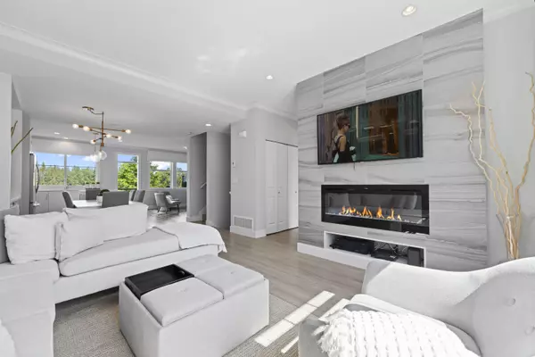 15717 Mountain View DR #16, Surrey, BC V3Z 0C6