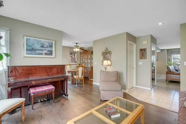 Surrey, BC V4N 3K1,16363 85 AVE #9