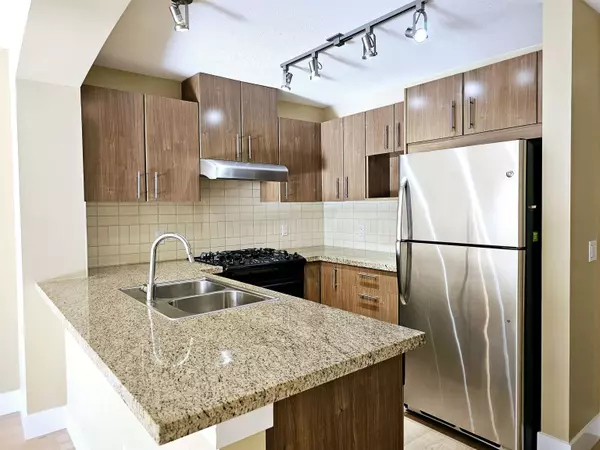 Coquitlam, BC V3E 0A4,1330 Genest WAY #411