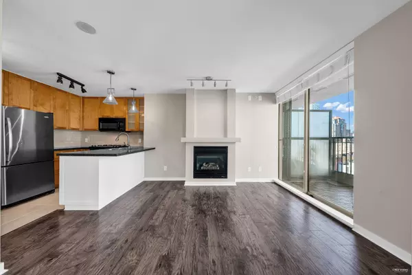 989 Richards ST #1503, Vancouver, BC V6B 6R6