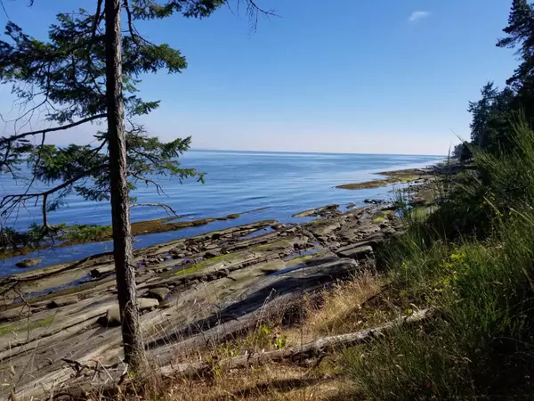 Galiano Island, BC V0N 1P0,738 W Sticks Allison RD