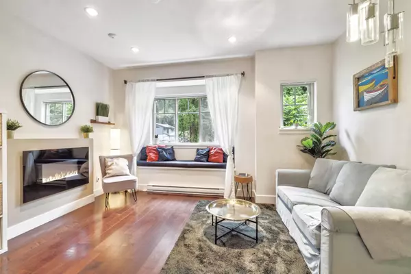 Port Moody, BC V3H 2M1,3382 Viewmount DR #117