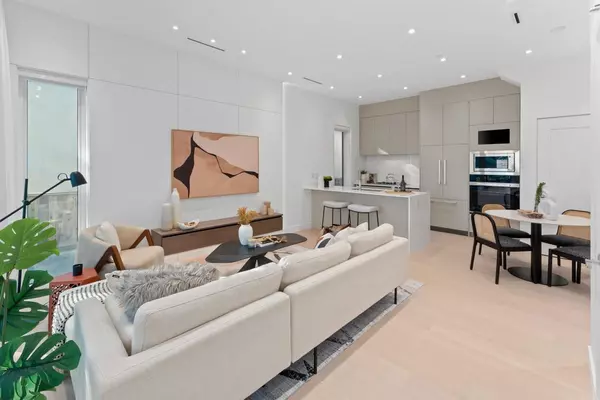 Vancouver, BC V6P 2H7,1635 W 63rd AVE #1